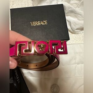 VERSACE AUTHENTIC Pink Greca La Medusa Buckle Skinny Leather Belt 💖